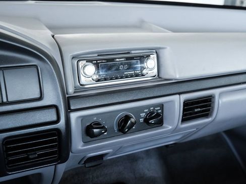 Used 1996 Ford F250 4x4 SuperCab image 41