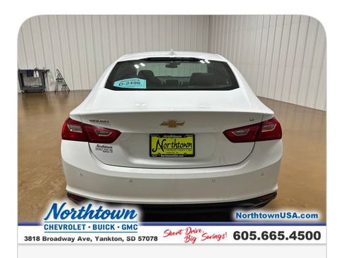 Used 2024 Chevrolet Malibu LT FWD image 4