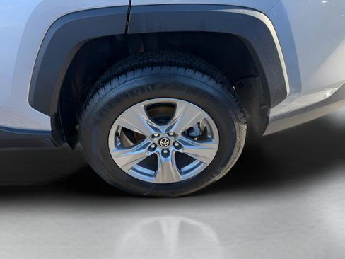 Used 2024 Toyota RAV4 XLE AWD/4WD image 22
