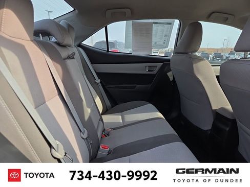 Used 2018 Toyota Corolla LE image 21