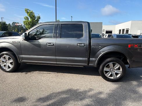 Used 2018 Ford F150 Platinum w/ Equipment Group 701A Luxury AWD/4WD image 11