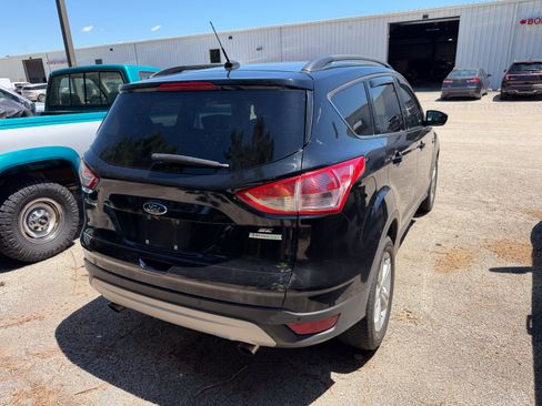 Used 2016 Ford Escape SE w/ Equipment Group 201A FWD image 10