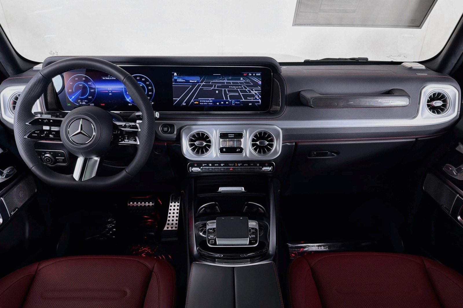 New 2027 Mercedes-Benz G 580 e image 4