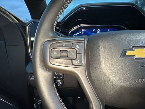 Used 2024 Chevrolet Silverado 2500 High Country w/ High Country Premium Package image 18