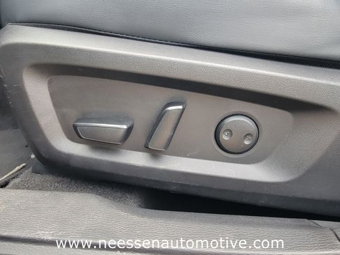 Used 2024 Mitsubishi Outlander Ralliart image 15