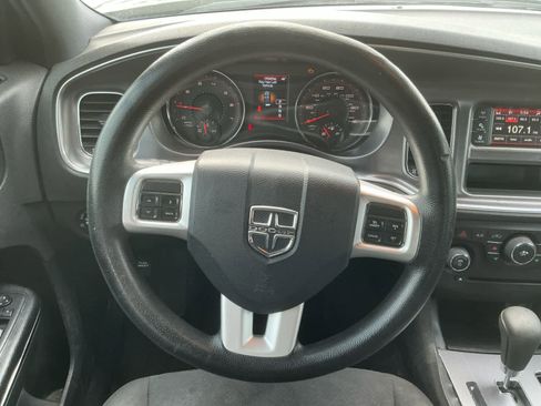Used 2014 Dodge Charger SE image 12