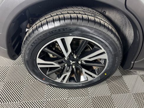 Used 2024 Mitsubishi Eclipse Cross SE image 36