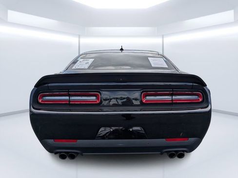 Used 2021 Dodge Challenger SRT Hellcat image 4