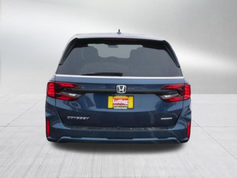 Certified 2026 Honda Odyssey Touring image 6