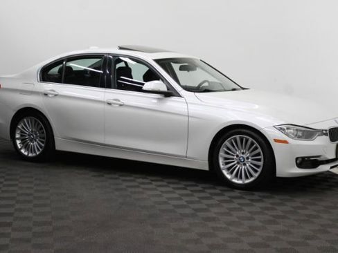 Used 2013 BMW 328i xDrive Sedan image 1