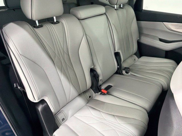 Certified 2026 Acura MDX w/ Advance Package AWD/4WD image 24