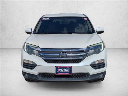 Used 2016 Honda Pilot EX image 2