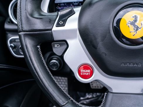Used 2015 Ferrari California T RWD image 32