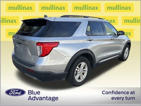 Used 2023 Ford Explorer XLT w/ Equipment Group 202A image 2