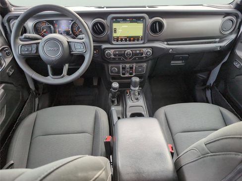 Used 2023 Jeep Gladiator Willys image 28