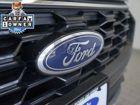 Certified 2025 Ford Escape ST-Line AWD/4WD image 19