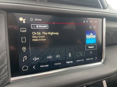 Used 2023 GMC Yukon XL Denali image 28