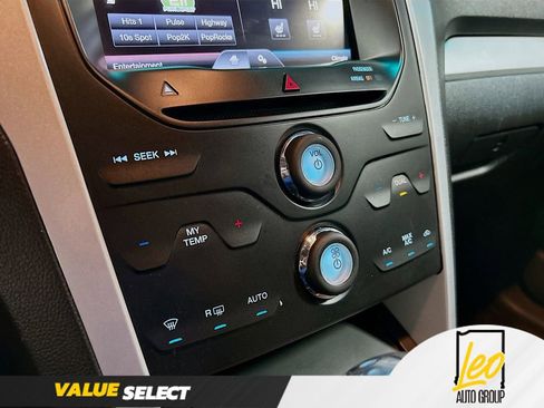 Used 2014 Ford Explorer XLT w/ Equipment Group 202A image 15