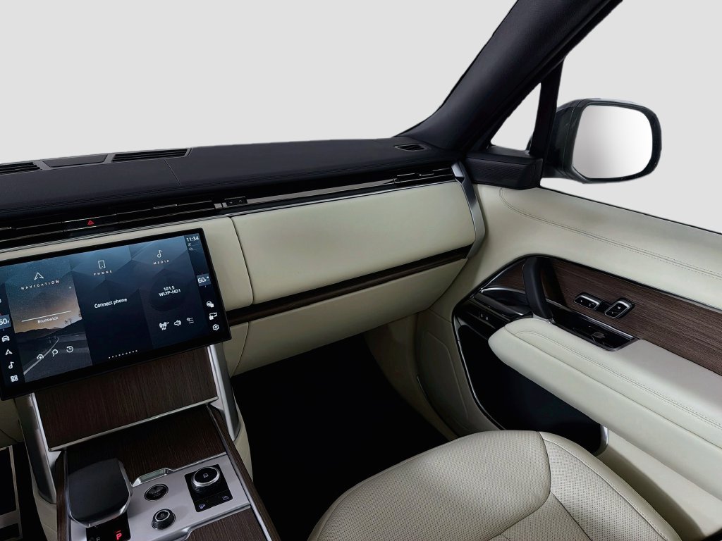 New 2027 Land Rover Range Rover Long Wheelbase SE AWD/4WD image 25