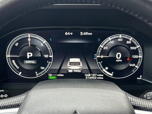 Used 2023 Mitsubishi Outlander SE image 30