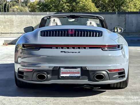 Used 2024 Porsche 911 Carrera S image 7