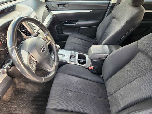 Used 2013 Subaru Outback 2.5i Premium image 13