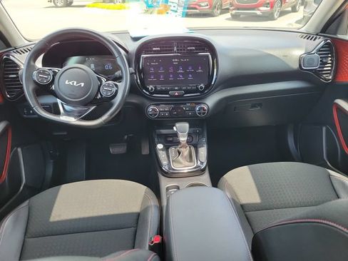 Certified 2025 Kia Soul GT-Line w/ GT-Line Technology Package FWD image 27