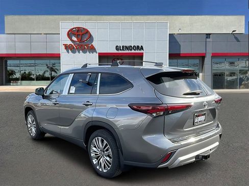 New 2026 Toyota Tacoma SR5 image 5