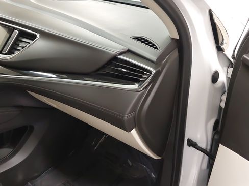 Used 2022 Buick Enclave Essence w/ Experience Buick Package image 29