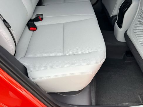 New 2026 Hyundai Kona SEL Premium AWD/4WD image 21