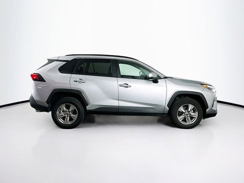 Used 2025 Toyota RAV4 XLE FWD image 10