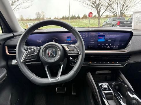 Used 2025 Buick Envision Sport Touring AWD/4WD image 27