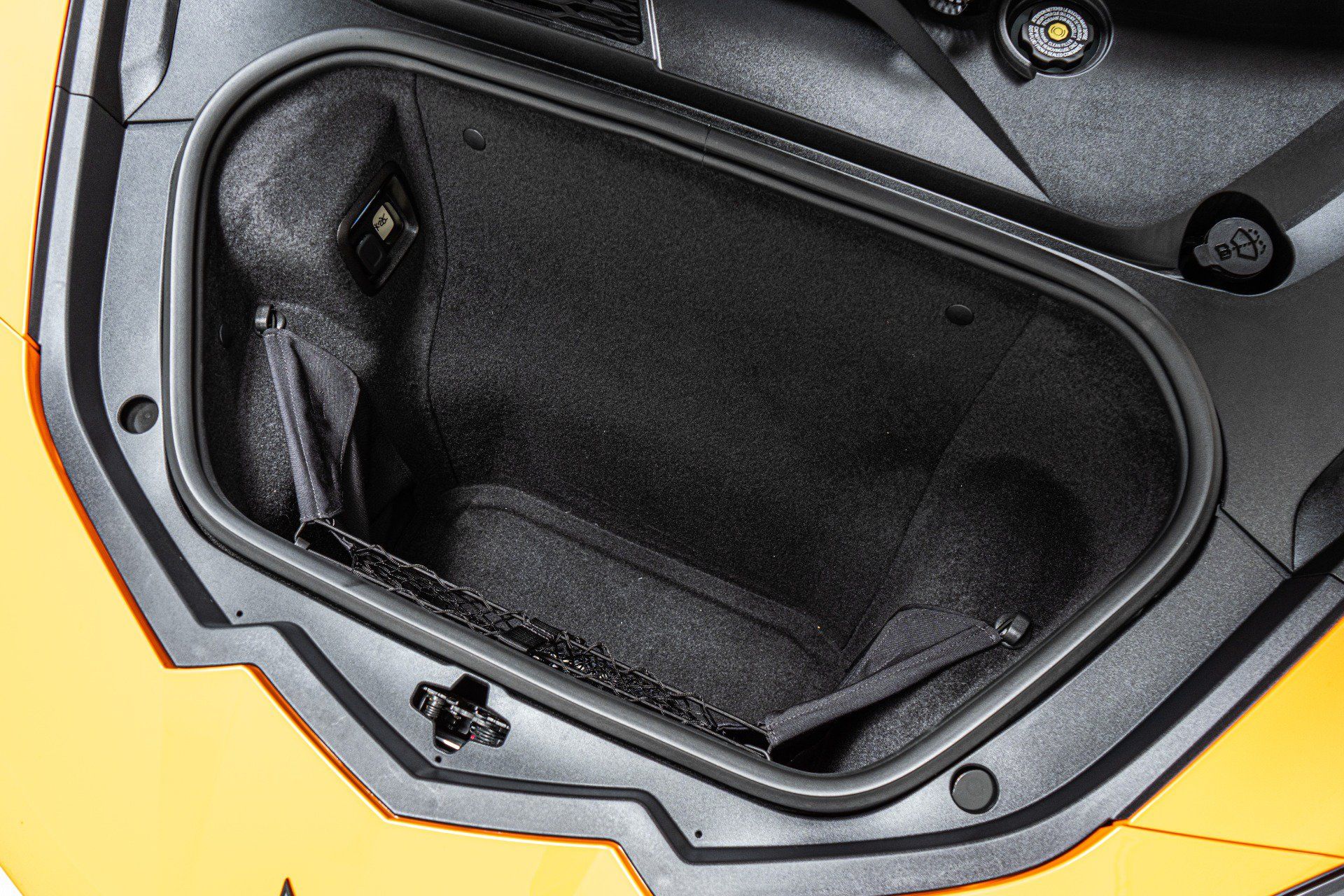 Used 2023 Chevrolet Corvette Stingray Preferred Cpe w/ Battery Protection Package RWD image 19