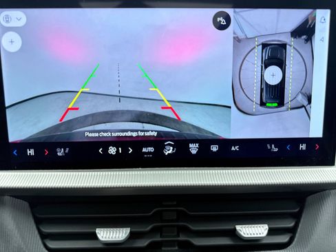 Used 2025 Ford Explorer ST image 16