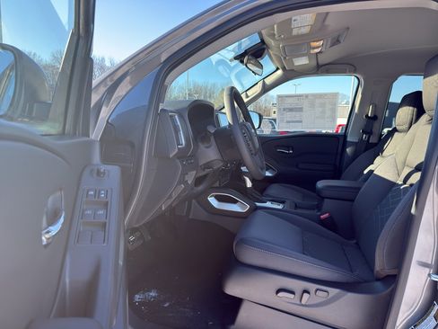 New 2026 Nissan Frontier SV image 11