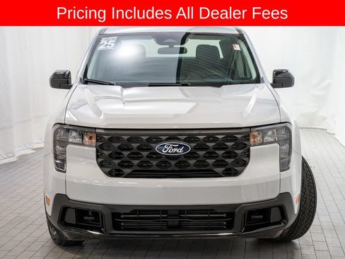 Used 2025 Ford Maverick XLT w/ XLT Luxury Package AWD/4WD image 2