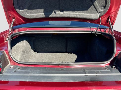 Used 2020 Dodge Challenger R/T image 24