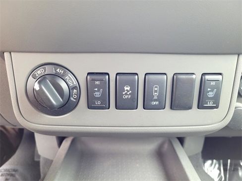 Used 2018 Nissan Frontier SV w/ Value Truck Package image 15