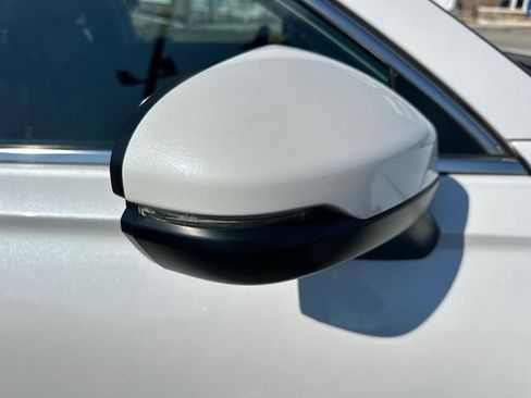 Used 2023 Honda CR-V EX-L image 13