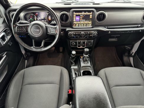 Used 2023 Jeep Wrangler Unlimited w/ Cold Weather Group AWD/4WD image 13