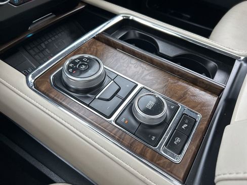 Used 2020 Ford Expedition Platinum image 35