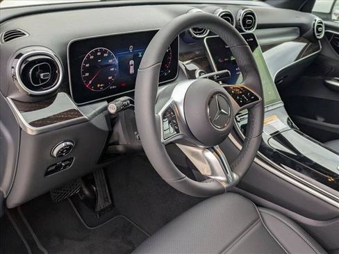 New 2026 Mercedes-Benz GLC 300 4MATIC image 3