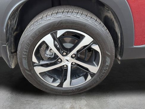 Used 2024 Chevrolet Trax RS FWD image 9