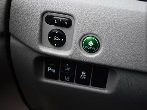 Used 2019 Honda Pilot Touring image 34