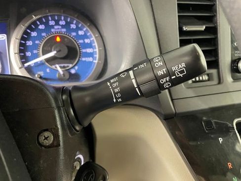 Used 2018 Toyota Sienna LE FWD image 14