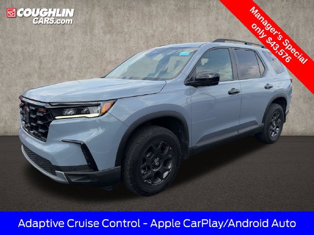 Used 2025 Honda Pilot TrailSport image 4