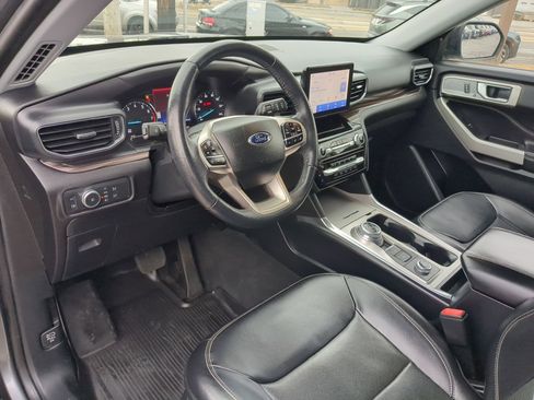 Used 2021 Ford Explorer Limited w/ Hybrid Equipment Group 310A image 13