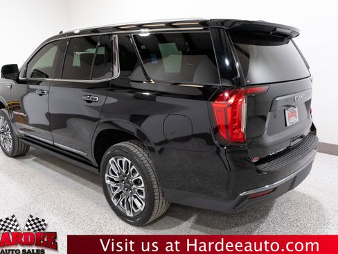 Used 2023 GMC Yukon Denali Ultimate AWD/4WD image 3