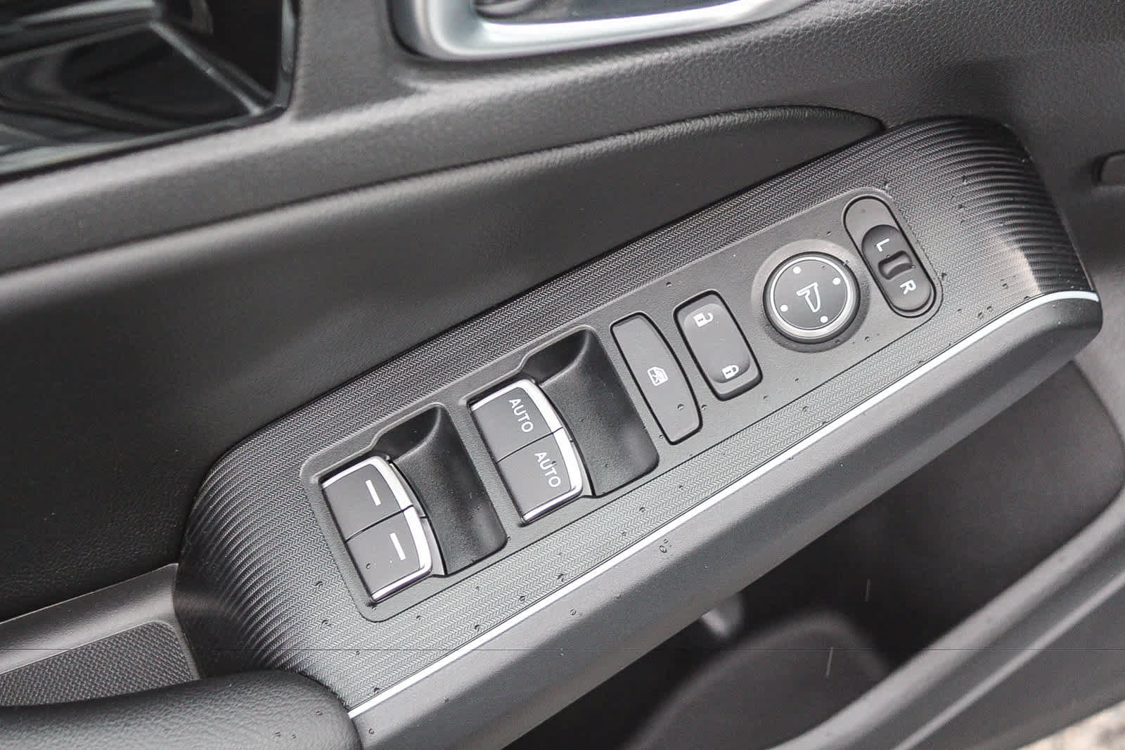 Used 2025 Honda Civic Sport Touring image 26