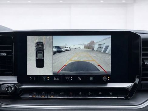 Used 2023 Chevrolet Silverado 1500 High Country AWD/4WD image 32